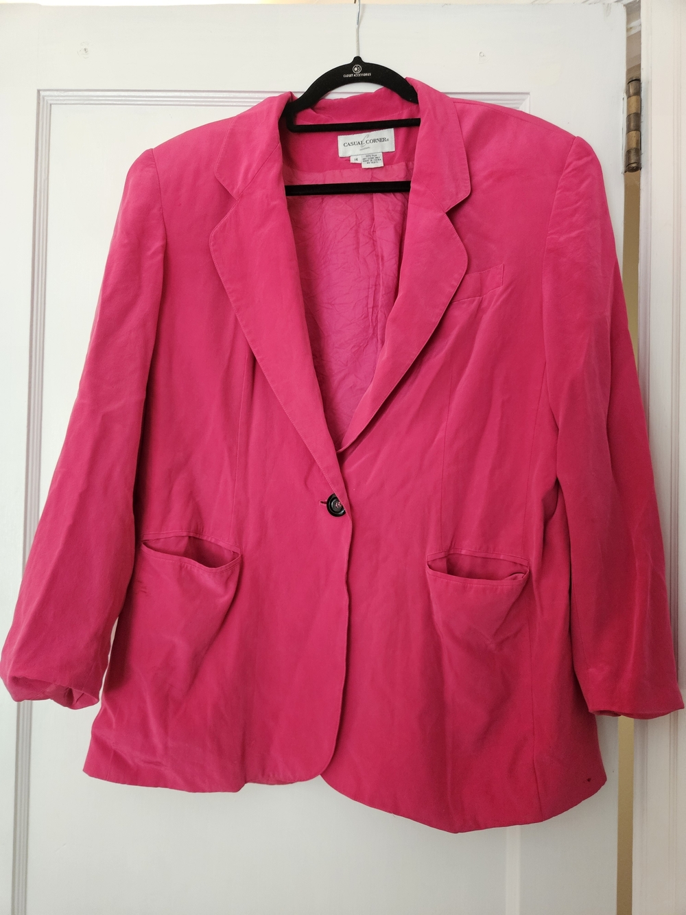 rare vintage 100% silk hot pink short suit!